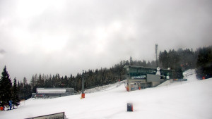 Stuhleck - Stuhleckbahn Bergstation - 31.3.2026 v 08:45 Stuhleck - Stuhleckbahn Bergstation - 31.3.2026 v 08:45