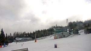 Stuhleck - Stuhleckbahn Bergstation - 31.3.2026 v 10:45 Stuhleck - Stuhleckbahn Bergstation - 31.3.2026 v 10:45