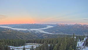 Stuhleck - Bergstation Weißenelfbahn - 29.10.2025 v 06:45 Stuhleck - Bergstation Weißenelfbahn - 29.10.2025 v 06:45