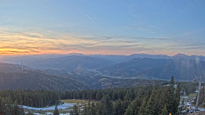 Stuhleck - Bergstation Weißenelfbahn - 29.10.2025 v 16:45 Stuhleck - Bergstation Weißenelfbahn - 29.10.2025 v 16:45