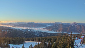 Stuhleck - Bergstation Weißenelfbahn - 15.12.2025 v 16:00 Stuhleck - Bergstation Weißenelfbahn - 15.12.2025 v 16:00