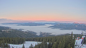 Stuhleck - Bergstation Weißenelfbahn - 18.12.2025 v 07:45 Stuhleck - Bergstation Weißenelfbahn - 18.12.2025 v 07:45