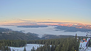 Stuhleck - Bergstation Weißenelfbahn - 18.12.2025 v 08:00 Stuhleck - Bergstation Weißenelfbahn - 18.12.2025 v 08:00