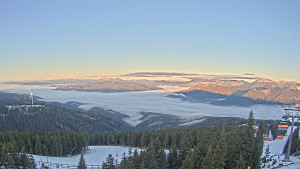 Stuhleck - Bergstation Weißenelfbahn - 18.12.2025 v 08:15 Stuhleck - Bergstation Weißenelfbahn - 18.12.2025 v 08:15