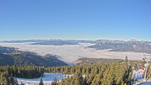 Stuhleck - Bergstation Weißenelfbahn - 18.12.2025 v 11:30 Stuhleck - Bergstation Weißenelfbahn - 18.12.2025 v 11:30