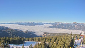 Stuhleck - Bergstation Weißenelfbahn - 18.12.2025 v 11:45 Stuhleck - Bergstation Weißenelfbahn - 18.12.2025 v 11:45