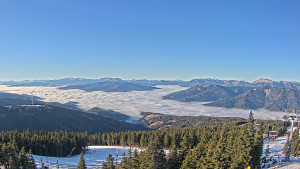 Stuhleck - Bergstation Weißenelfbahn - 18.12.2025 v 14:15 Stuhleck - Bergstation Weißenelfbahn - 18.12.2025 v 14:15