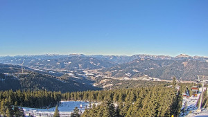 Stuhleck - Bergstation Weißenelfbahn - 29.12.2025 v 11:45 Stuhleck - Bergstation Weißenelfbahn - 29.12.2025 v 11:45