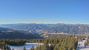 Stuhleck - Bergstation Weißenelfbahn - 29.12.2025 v 13:45 Stuhleck - Bergstation Weißenelfbahn - 29.12.2025 v 13:45