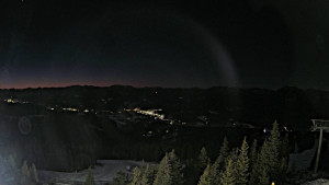 Stuhleck - Bergstation Weißenelfbahn - 29.12.2025 v 17:45 Stuhleck - Bergstation Weißenelfbahn - 29.12.2025 v 17:45