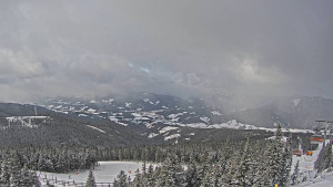 Stuhleck - Bergstation Weißenelfbahn - 10.1.2026 v 13:15 Stuhleck - Bergstation Weißenelfbahn - 10.1.2026 v 13:15