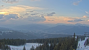 Stuhleck - Bergstation Weißenelfbahn - 11.3.2026 v 17:15 Stuhleck - Bergstation Weißenelfbahn - 11.3.2026 v 17:15