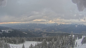 Stuhleck - Bergstation Weißenelfbahn - 30.3.2026 v 07:30 Stuhleck - Bergstation Weißenelfbahn - 30.3.2026 v 07:30