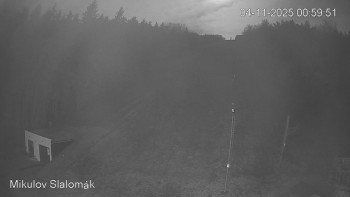 Snímek    4.11.2025 v 01:00