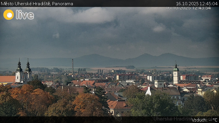 Město Uherské Hradiště - Panorama - 16.10.2025 v 12:45 Město Uherské Hradiště - Panorama - 16.10.2025 v 12:45