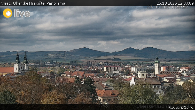 Město Uherské Hradiště - Panorama - 23.10.2025 v 12:00 Město Uherské Hradiště - Panorama - 23.10.2025 v 12:00