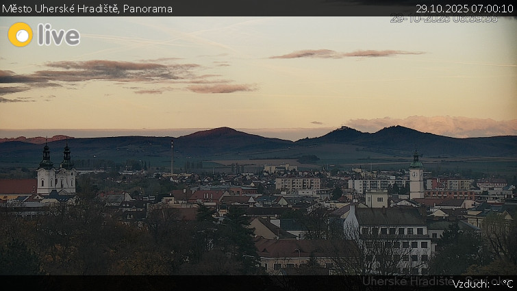 Město Uherské Hradiště - Panorama - 29.10.2025 v 07:00 Město Uherské Hradiště - Panorama - 29.10.2025 v 07:00