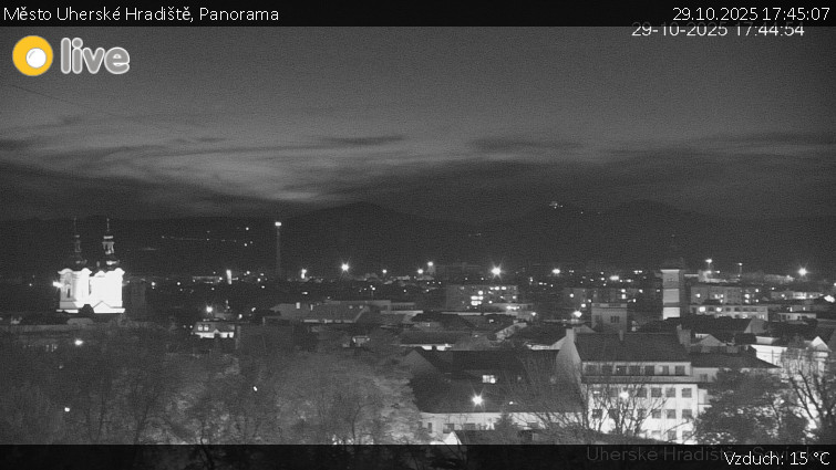 Město Uherské Hradiště - Panorama - 29.10.2025 v 17:45 Město Uherské Hradiště - Panorama - 29.10.2025 v 17:45