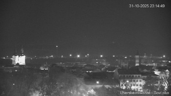 Snímek    31.10.2025 v 23:15