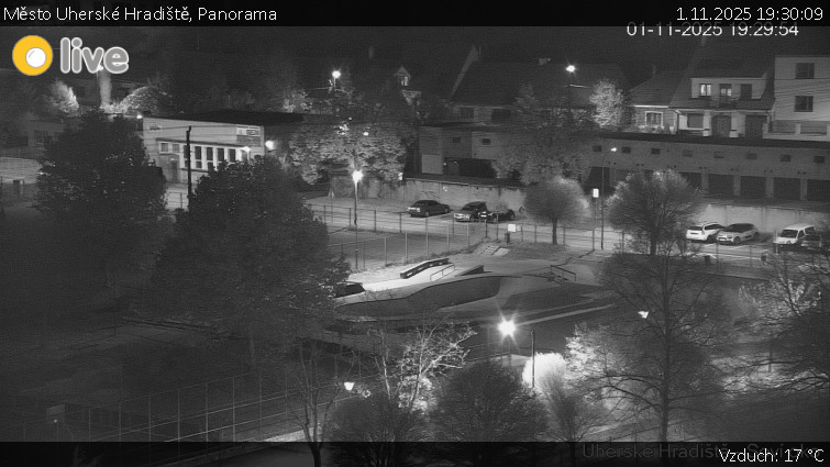 Město Uherské Hradiště - Panorama - 1.11.2025 v 19:30 Město Uherské Hradiště - Panorama - 1.11.2025 v 19:30