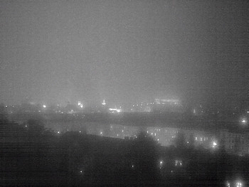 Snímek    2.11.2025 v 22:00