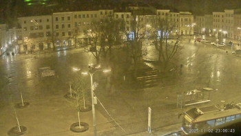 Snímek    2.11.2025 v 23:00