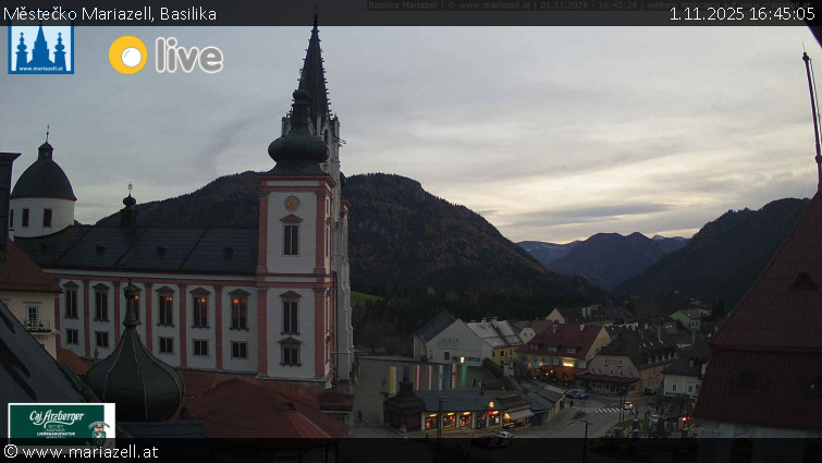 Městečko Mariazell - Basilika - 1.11.2025 v 16:45 Městečko Mariazell - Basilika - 1.11.2025 v 16:45