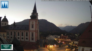 Městečko Mariazell - Basilika - 7.11.2025 v 06:30 Městečko Mariazell - Basilika - 7.11.2025 v 06:30