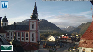 Městečko Mariazell - Basilika - 7.4.2026 v 07:45 Městečko Mariazell - Basilika - 7.4.2026 v 07:45