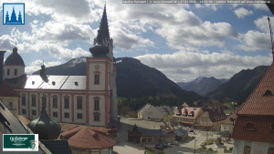 Městečko Mariazell - Basilika - 7.4.2026 v 11:15 Městečko Mariazell - Basilika - 7.4.2026 v 11:15