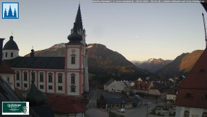 Městečko Mariazell - Basilika - 8.4.2026 v 06:45 Městečko Mariazell - Basilika - 8.4.2026 v 06:45