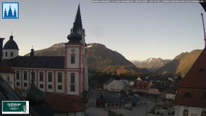 Městečko Mariazell - Basilika - 8.4.2026 v 07:15 Městečko Mariazell - Basilika - 8.4.2026 v 07:15