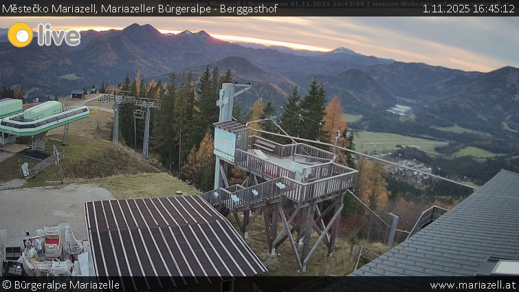 Městečko Mariazell - Mariazeller Bürgeralpe - Berggasthof - 1.11.2025 v 16:45 Městečko Mariazell - Mariazeller Bürgeralpe - Berggasthof - 1.11.2025 v 16:45