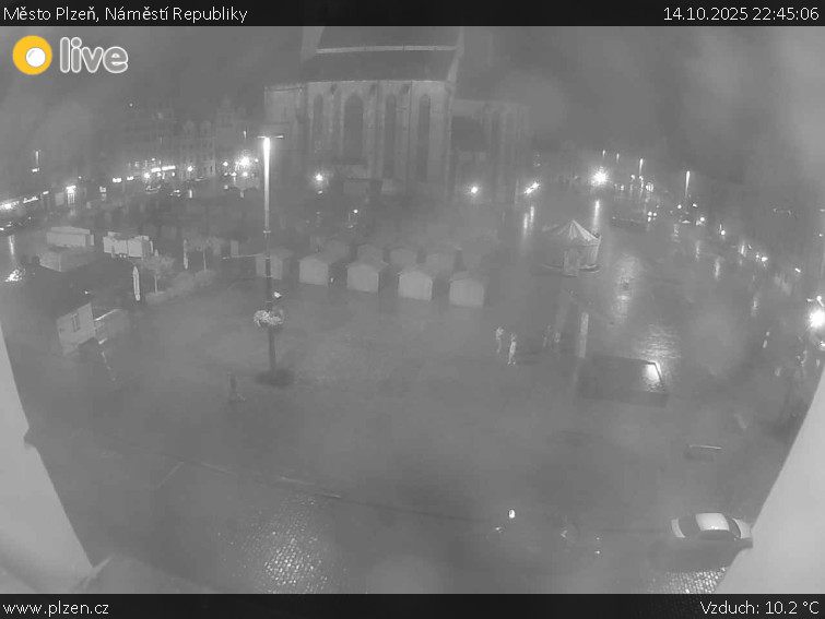 Město Plzeň - Náměstí Republiky - 14.10.2025 v 22:45 Město Plzeň - Náměstí Republiky - 14.10.2025 v 22:45