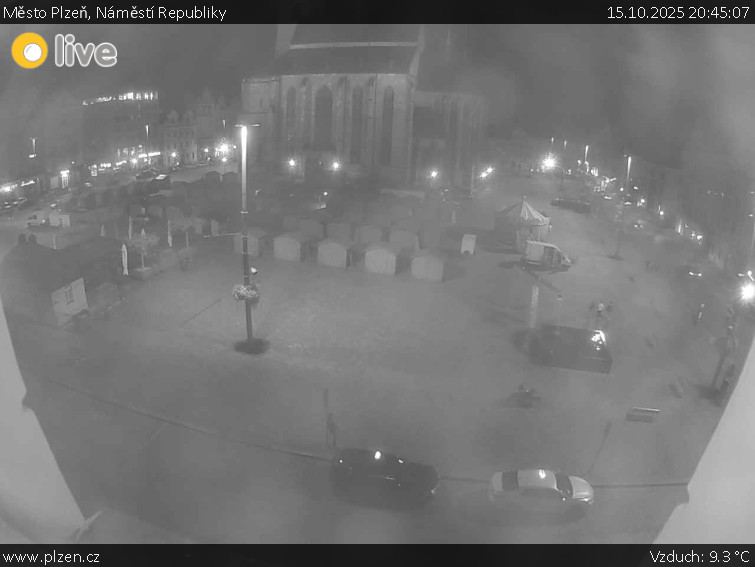 Město Plzeň - Náměstí Republiky - 15.10.2025 v 20:45 Město Plzeň - Náměstí Republiky - 15.10.2025 v 20:45
