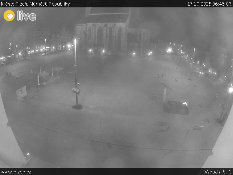 Město Plzeň - Náměstí Republiky - 17.10.2025 v 06:45 Město Plzeň - Náměstí Republiky - 17.10.2025 v 06:45