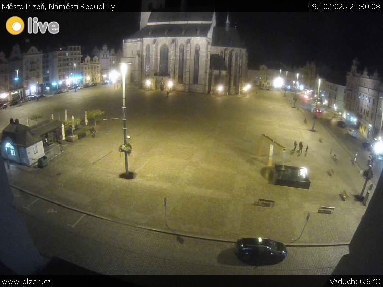Město Plzeň - Náměstí Republiky - 19.10.2025 v 21:30 Město Plzeň - Náměstí Republiky - 19.10.2025 v 21:30