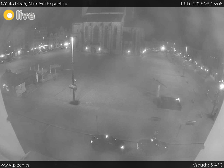 Město Plzeň - Náměstí Republiky - 19.10.2025 v 23:15 Město Plzeň - Náměstí Republiky - 19.10.2025 v 23:15