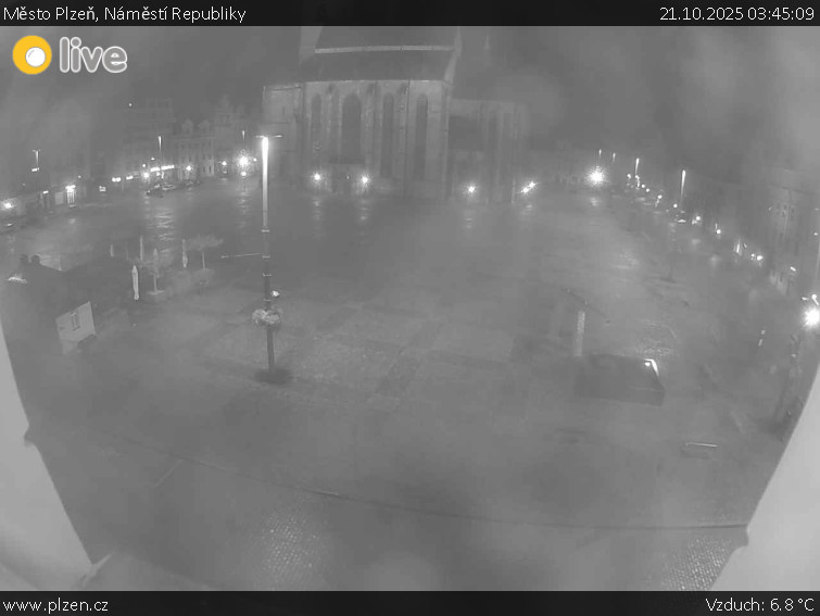 Město Plzeň - Náměstí Republiky - 21.10.2025 v 03:45 Město Plzeň - Náměstí Republiky - 21.10.2025 v 03:45