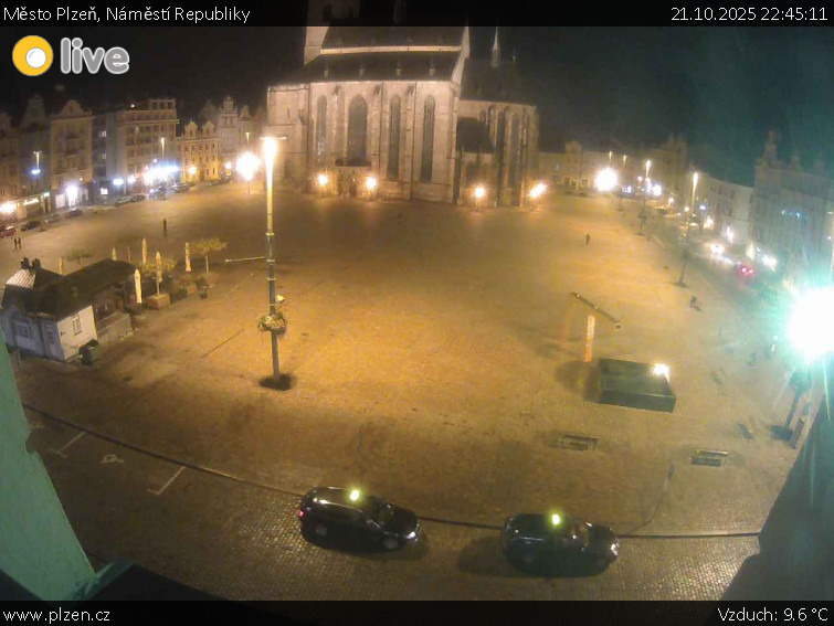 Město Plzeň - Náměstí Republiky - 21.10.2025 v 22:45 Město Plzeň - Náměstí Republiky - 21.10.2025 v 22:45
