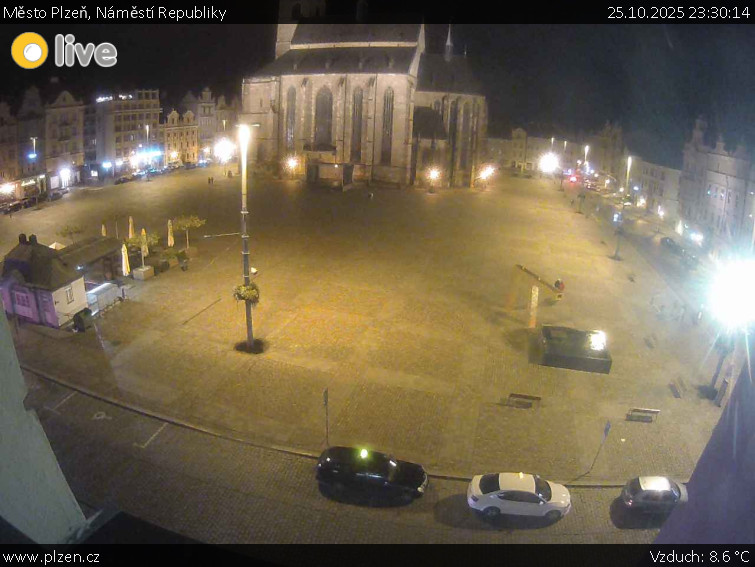 Město Plzeň - Náměstí Republiky - 25.10.2025 v 23:30 Město Plzeň - Náměstí Republiky - 25.10.2025 v 23:30