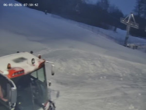 Skiareál Mosty u Jablunkova - Spodní část sjezdovky č. 1 - 6.1.2026 v 08:00 Skiareál Mosty u Jablunkova - Spodní část sjezdovky č. 1 - 6.1.2026 v 08:00
