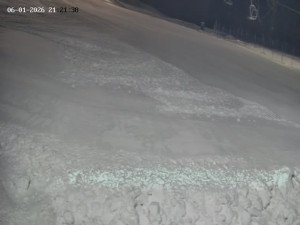 Skiareál Mosty u Jablunkova - Spodní část sjezdovky č. 1 - 6.1.2026 v 22:00 Skiareál Mosty u Jablunkova - Spodní část sjezdovky č. 1 - 6.1.2026 v 22:00