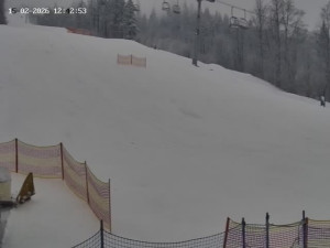 Skiareál Mosty u Jablunkova - Spodní část sjezdovky č. 1 - 15.2.2026 v 13:00 Skiareál Mosty u Jablunkova - Spodní část sjezdovky č. 1 - 15.2.2026 v 13:00