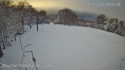 Vrchol Bouřňák, pohled na jih