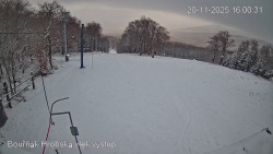 Vrchol Bouřňák, pohled na jih