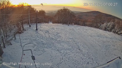 Vrchol Bouřňák, pohled na jih