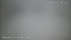 Vrchol Bouřňák, pohled na jih