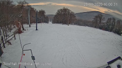 Vrchol Bouřňák, pohled na jih