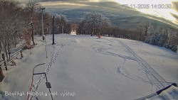 Vrchol Bouřňák, pohled na jih